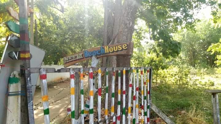 Neem Beach House Trincomalee Buitenkant foto